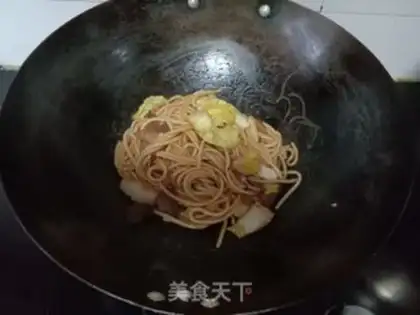 Make The cabbage and rice powder step 5