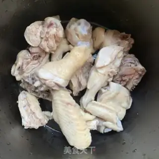 Make Coconut chicken soup step 4