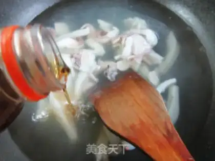 Make Carrot celery frying squid step 3