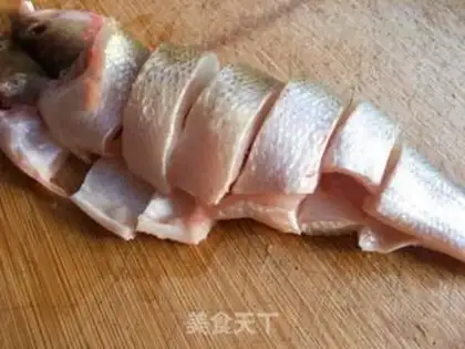 Make Soy sauce and fish step 1