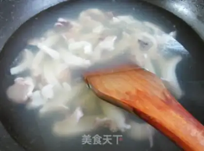 Make Carrot celery frying squid step 4
