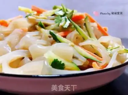 Make cucumber carrot sauce wide powder step 13