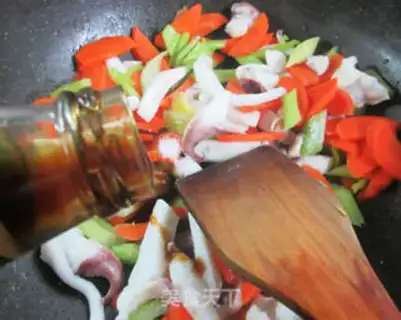 Make Carrot celery frying squid step 8