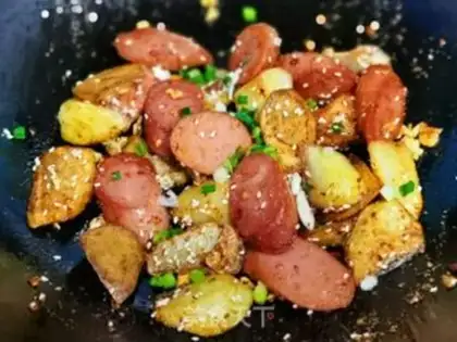 Make Spud ham sausages step 9