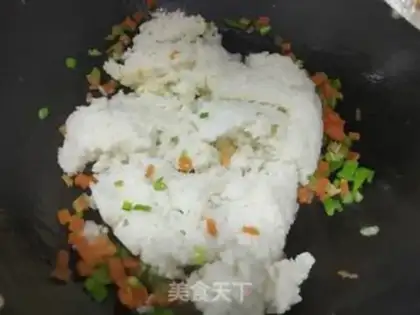 Make Eggs and onions step 4