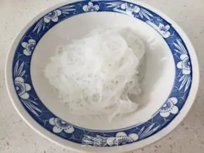 Make A spinach mix fan step 2