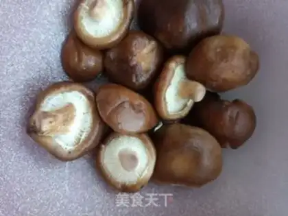 Make Garlic fried mushrooms step 0