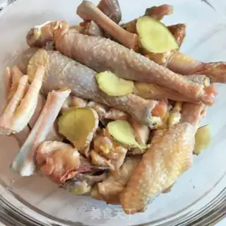 Make Mushroom chicken step 0