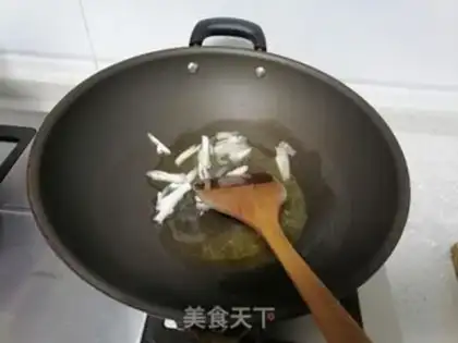 Make Stinky, fried artemisinin step 1