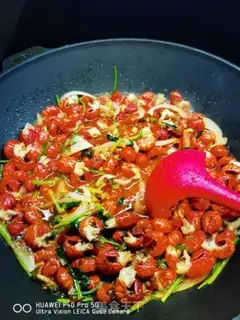 Make Three lobster tails make you addictive step 29