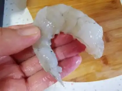 Make Shrimp Dutch beans step 1