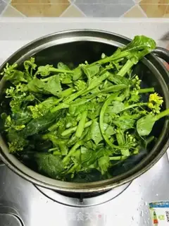 Make Sesame cabbage step 1