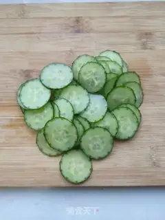 Make Cucumber egg rolls step 2