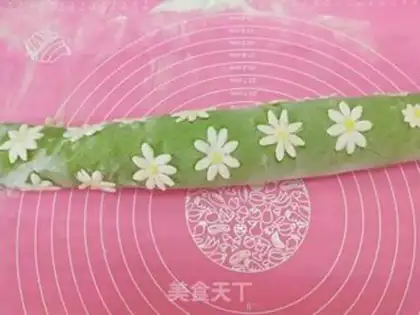 Make Little daisies step 7