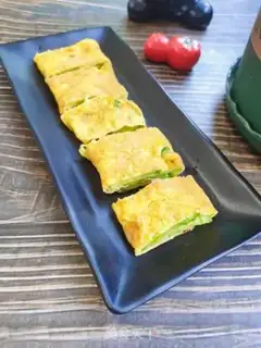 Make Cucumber egg rolls step 8
