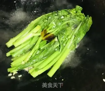 Make Garlic sauce step 5