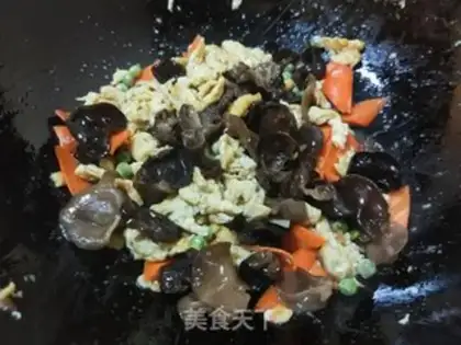 Make Carrot, wood, eggs step 13