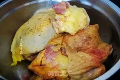 Make Old hen soup step 1