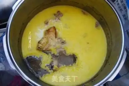 Make Old hen soup step 2