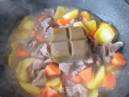 Make Curry cow and potatoes step 10