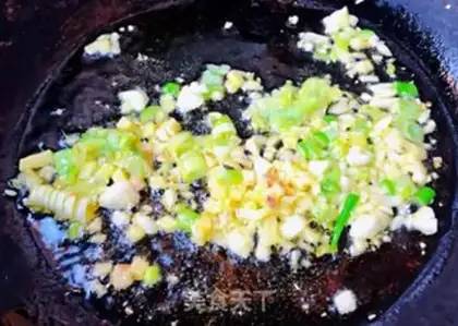 Make Shrimp sprouts and tofu step 3