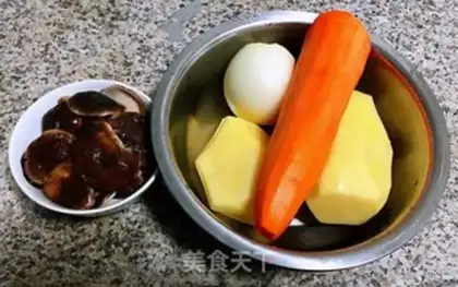 Make Onion mushrooms, carrots, chips step 0