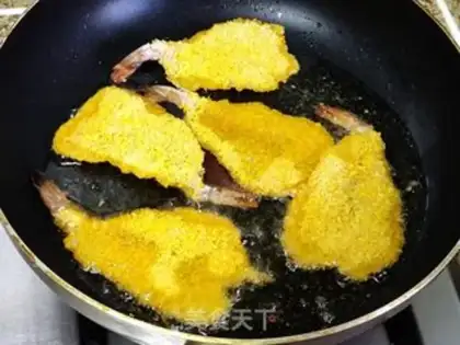 Make Sausage shrimp chops step 6