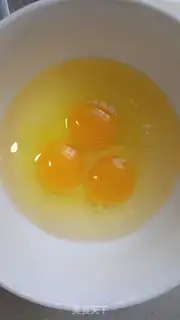 Make A golden mushroom egg fan step 1