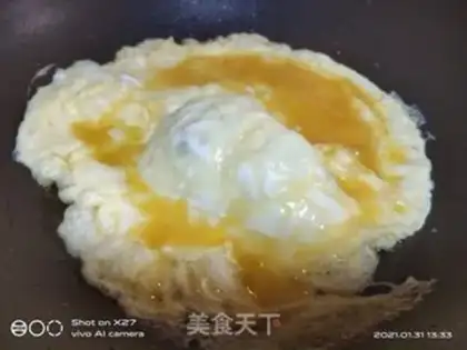 Make Tomato egg noodles step 7