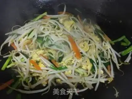 Make Scrambled bean sprouts step 10