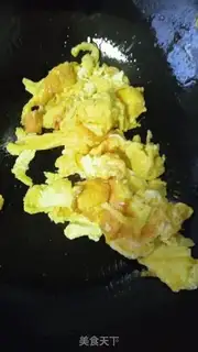 Make A golden mushroom egg fan step 3