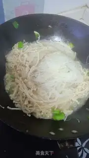 Make A golden mushroom egg fan step 4