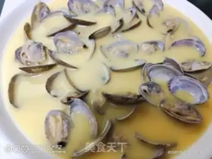 Make Cracking eggs step 2