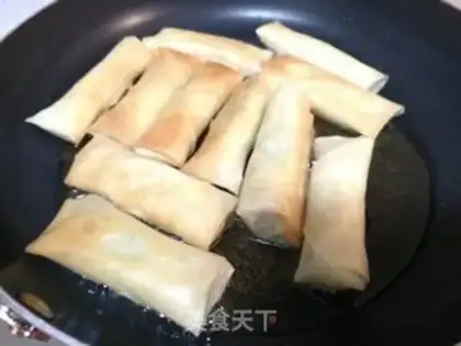 Make Shanghai-flavored little yellow fish step 4