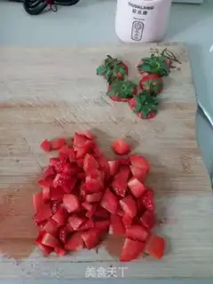 Make Strawberry shakes step 1