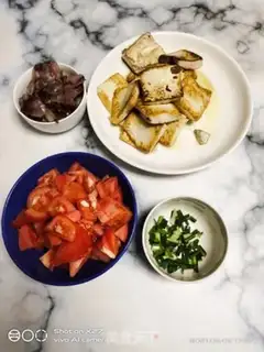 Make Sausage burns tofu step 0