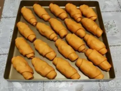 Make Pumpkin horn packs step 10