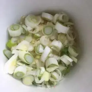 Make Black pepper beef, fried potatoes step 4