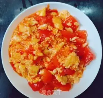 Make Tomato fried eggs step 5