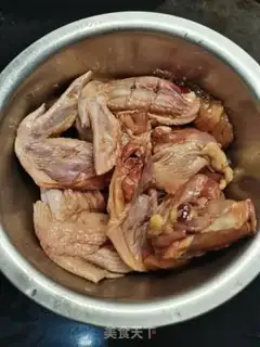 Make Red chicken wings step 1