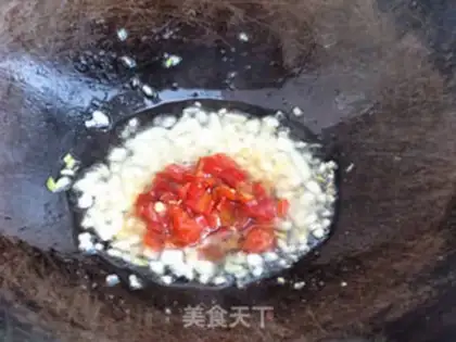 Make Pepper chopping and scavenging bamboo step 3