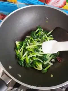 Make Piggy-oiled crumbs step 4