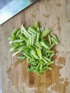 Make Pelican celery step 1