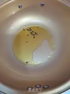Make radish meatball potato powder step 1