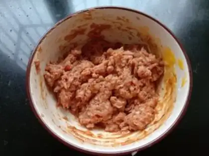Make Gold meatloaf step 1