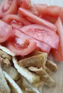 Make Tomato fried tofu dry step 4