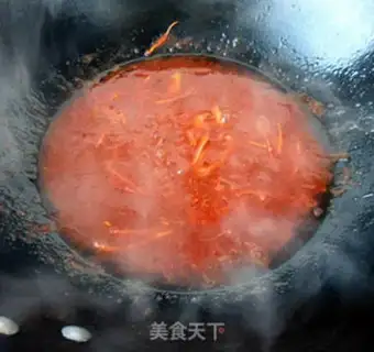 Make Tomato sauce shrimp step 4