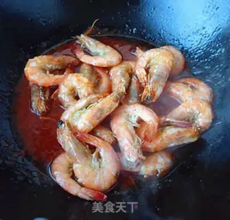 Make Tomato sauce shrimp step 5
