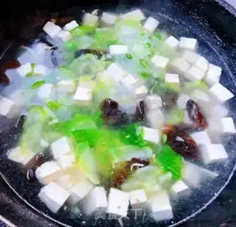 Make Soybeans, curds, omelet soup step 6