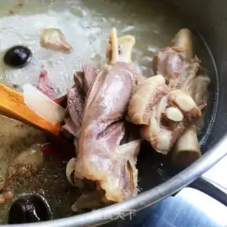 Make Squeeze hands for lamb step 10